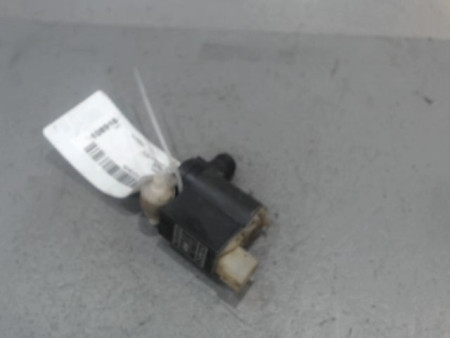 POMPE LAVE-GLACE AVANT HYUNDAI TUCSON