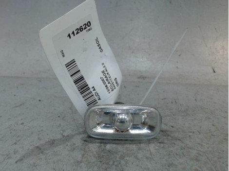 REPETITEUR AILE DROIT AUDI A4