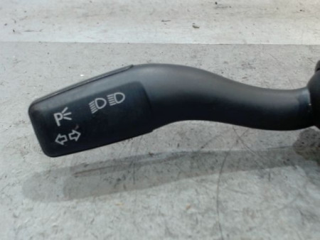 COMMANDE CLIGNOTANT AUDI A4