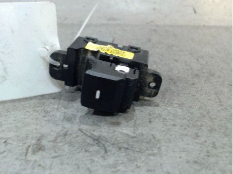 COMMANDE LEVE-GLACE PORTE AVD HYUNDAI I20