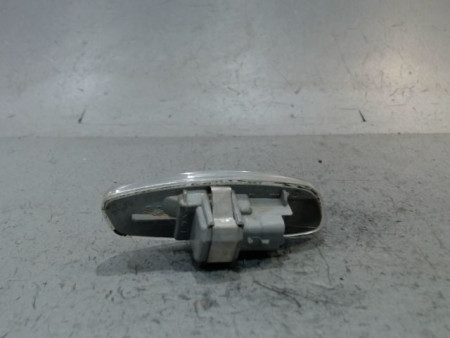 REPETITEUR RETROVISEUR GAUCHE CITROEN C4