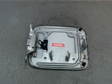 VOLET DE TRAPPE CARBURANT NISSAN JUKE