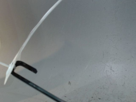 BRAS ESSUIE-GLACE AVANT DROIT NISSAN JUKE