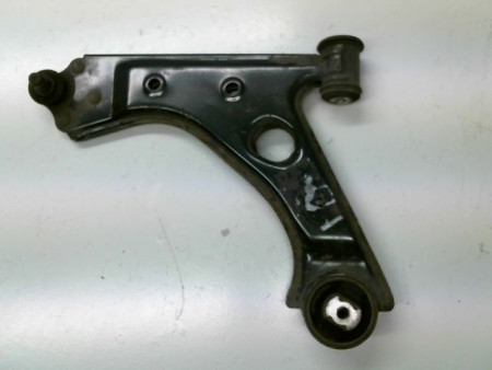 TRIANGLE INFERIEUR AVANT DROIT FIAT PUNTO 2003-