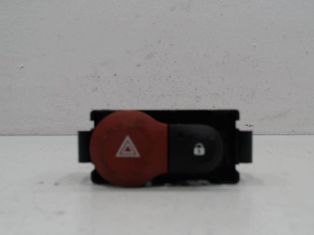 BOUTON DE WARNING RENAULT CLIO