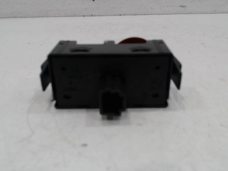 BOUTON DE WARNING RENAULT CLIO