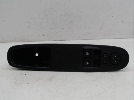 COMMANDE LEVE-GLACE PORTE AVG FIAT PUNTO