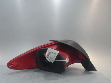 FEU ARRIERE DROIT PEUGEOT 206