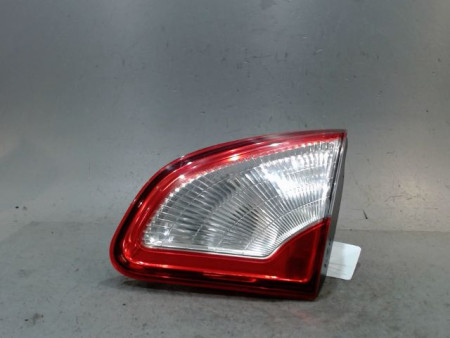 FEU ARRIERE INTERIEUR DROIT NISSAN QASHQAI