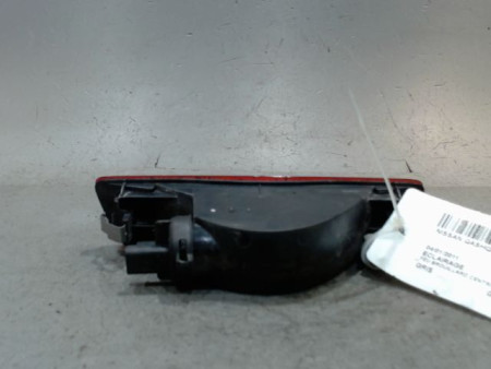FEU BROUILLARD CENTRAL ARRIERE NISSAN QASHQAI