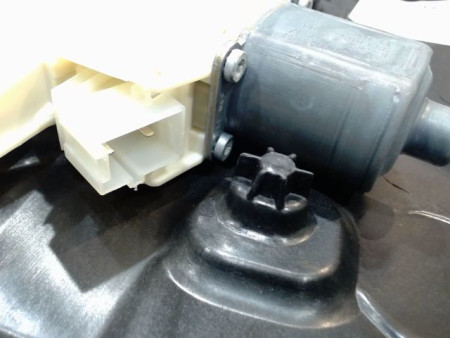 MECANISME+MOTEUR LEVE-GLACE AVANT GAUCHE MERCEDES CLASSE A