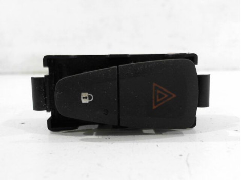 BOUTON DE WARNING DACIA SANDERO