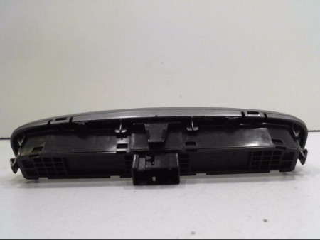 BOUTON DE WARNING PEUGEOT 308