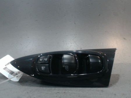 COMMANDE LEVE-GLACE PORTE AVG NISSAN JUKE