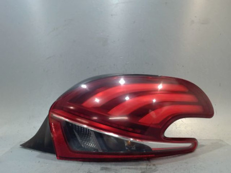 FEU ARRIERE DROIT PEUGEOT 208