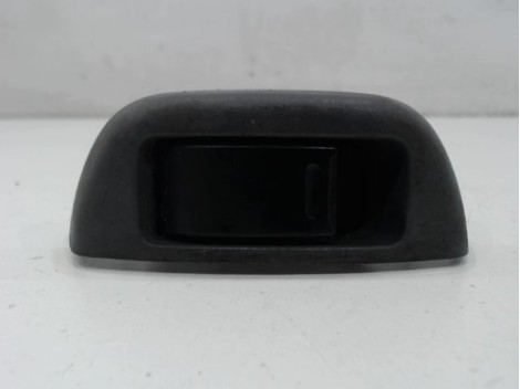 COMMANDE LEVE-GLACE PORTE AVD PEUGEOT 107