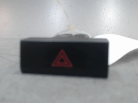 BOUTON DE WARNING SEAT LEON