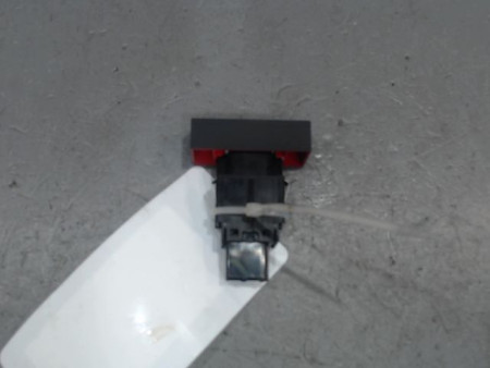 BOUTON DE WARNING SEAT LEON