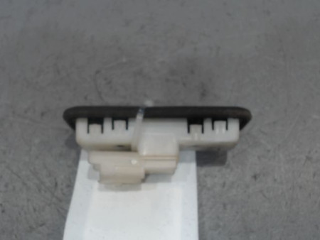 POIGNEE EXTERIEURE HAYON PEUGEOT 3008