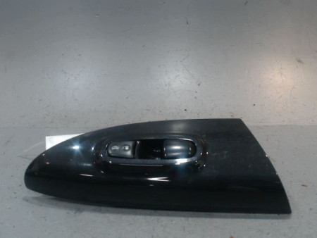COMMANDE LEVE-GLACE PORTE AVD NISSAN JUKE