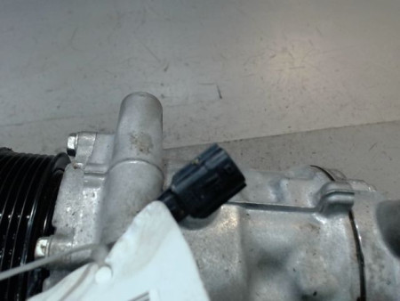 COMPRESSEUR AIR CONDITIONNE DACIA JOGGER
