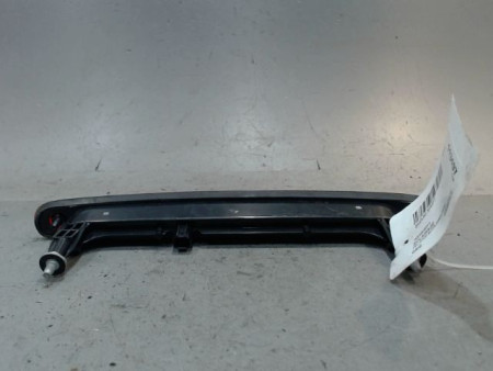 FEUX STOP SUPPLEMENTAIRE SUZUKI SWIFT