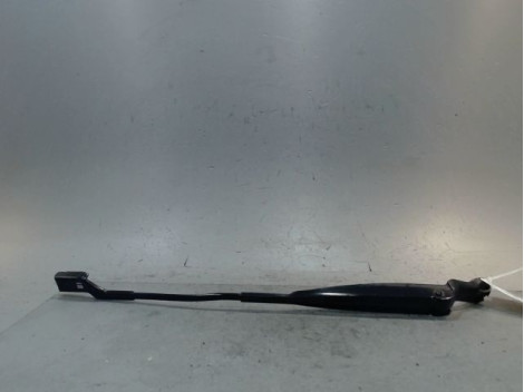 BRAS ESSUIE-GLACE AVANT GAUCHE FIAT 500