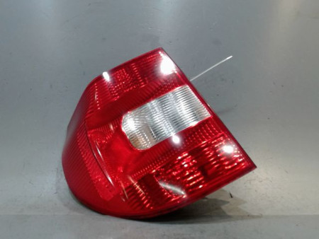 FEU ARRIERE GAUCHE  SKODA YETI