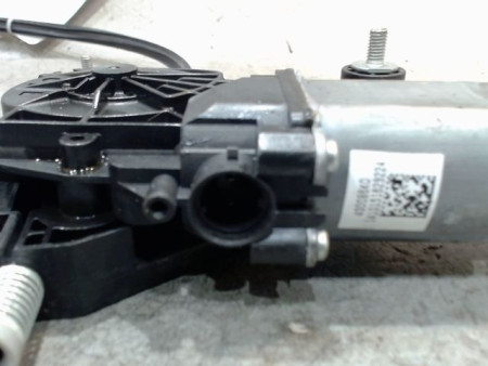MECANISME+MOTEUR LEVE-GLACE AVANT GAUCHE TOYOTA AYGO
