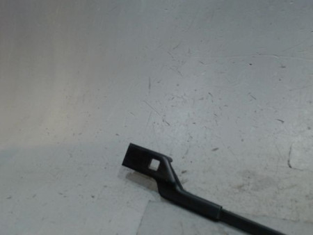BRAS ESSUIE-GLACE AVANT DROIT VOLVO V50