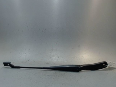 BRAS ESSUIE-GLACE AVANT GAUCHE VOLVO V50