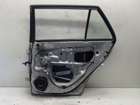 PORTE ARRIERE DROIT TOYOTA AVENSIS