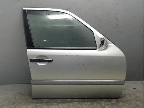 PORTE AVANT DROIT MERCEDES C220