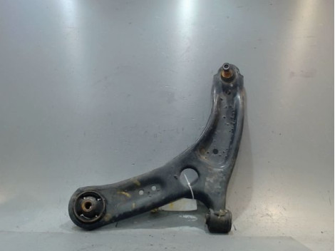 TRIANGLE INFERIEUR AVANT GAUCHE HYUNDAI I20