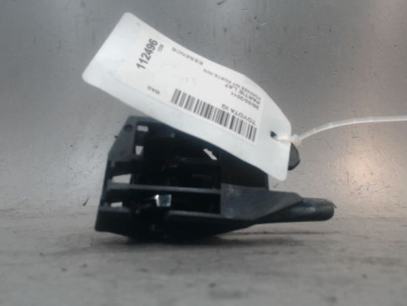 POIGNEE INTERIEURE PORTE AVANT GAUCHE TOYOTA IQ
