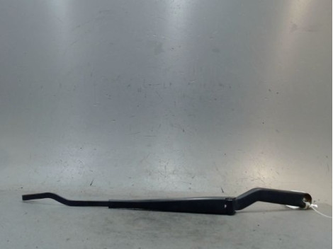 BRAS ESSUIE-GLACE AVANT DROIT FORD PUMA