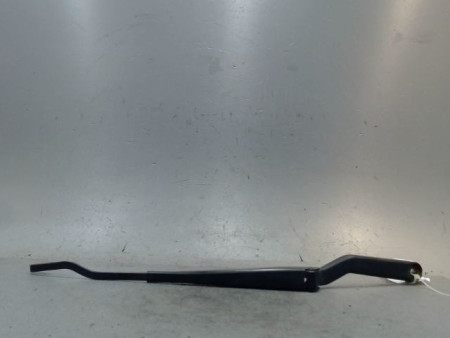 BRAS ESSUIE-GLACE AVANT DROIT FORD PUMA