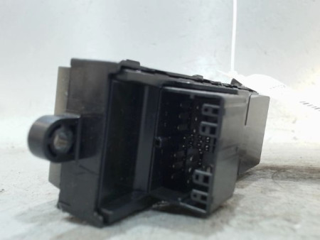 COMMANDE LEVE-GLACE PORTE AVG SUZUKI CELERIO