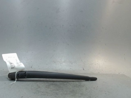 BRAS ESSUIE-GLACE ARRIERE SKODA FABIA