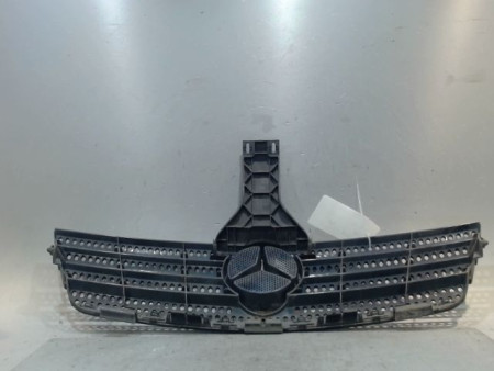 CALANDRE MERCEDES CLASSE C