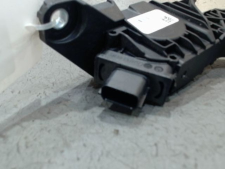 PEDALE ACCELERATEUR FORD FIESTA