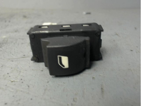 COMMANDE LEVE-GLACE PORTE ARD PEUGEOT 308