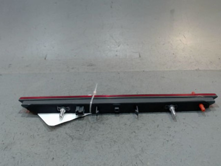FEUX STOP SUPPLEMENTAIRE PEUGEOT 3008