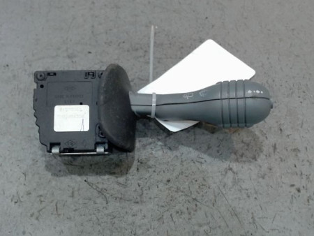 COMMANDE ESSUIE GLACE RENAULT TWINGO
