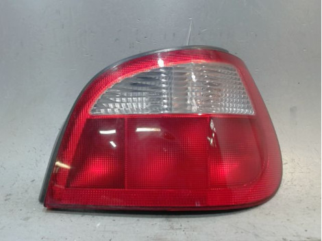 FEU ARRIERE DROIT RENAULT MEGANE