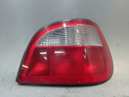 FEU ARRIERE DROIT RENAULT MEGANE