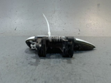 POIGNEE EXTERIEURE PORTE AVANT GAUCHE DACIA SANDERO