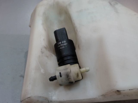 RESERVOIR LAVE-GLACE AVANT VOLKSWAGEN POLO