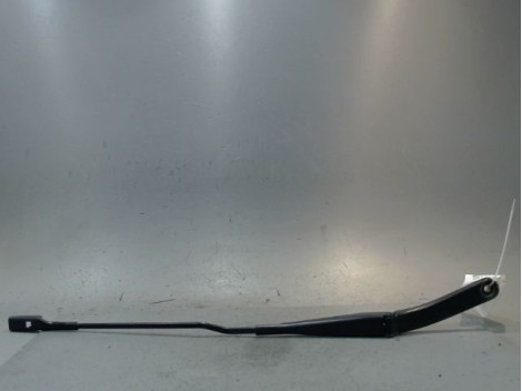 BRAS ESSUIE-GLACE AVANT DROIT AUDI A4