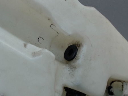 RESERVOIR LAVE-GLACE AVANT AUDI A4